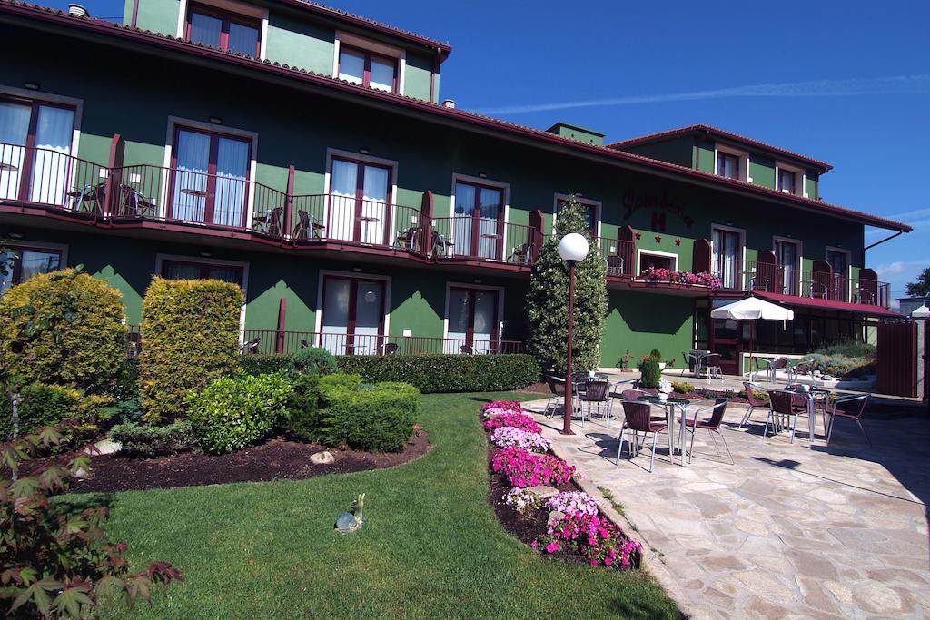 Hotel Lombina Пуэбла-дель-Караминьяль Экстерьер фото